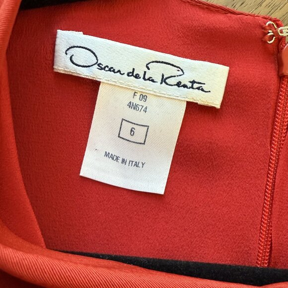 Oscar de la Renta A-Line Dress From the Fall/Winter 2009 Collection. - Picture 6 of 8